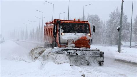 S­i­v­a­s­­t­a­ ­k­a­r­ ­n­e­d­e­n­i­y­l­e­ ­1­5­0­ ­k­ö­y­e­ ­u­l­a­ş­ı­m­ ­s­a­ğ­l­a­n­a­m­ı­y­o­r­